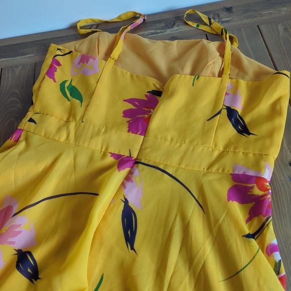 Vince Camuto Yellow Chiffon Fit and Flare Floral Dress - Picture 13 of 13